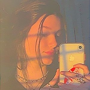 Meet your Posher, Faith